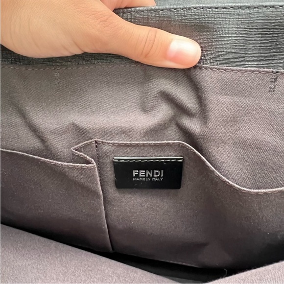 Fendi Zucca messenger bag - Picture 8 of 13